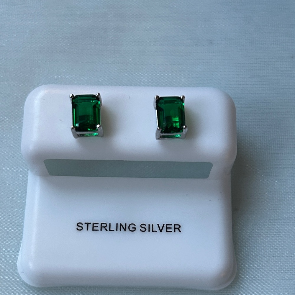 Emerald cut Green Sterling Silver‎ Earrings